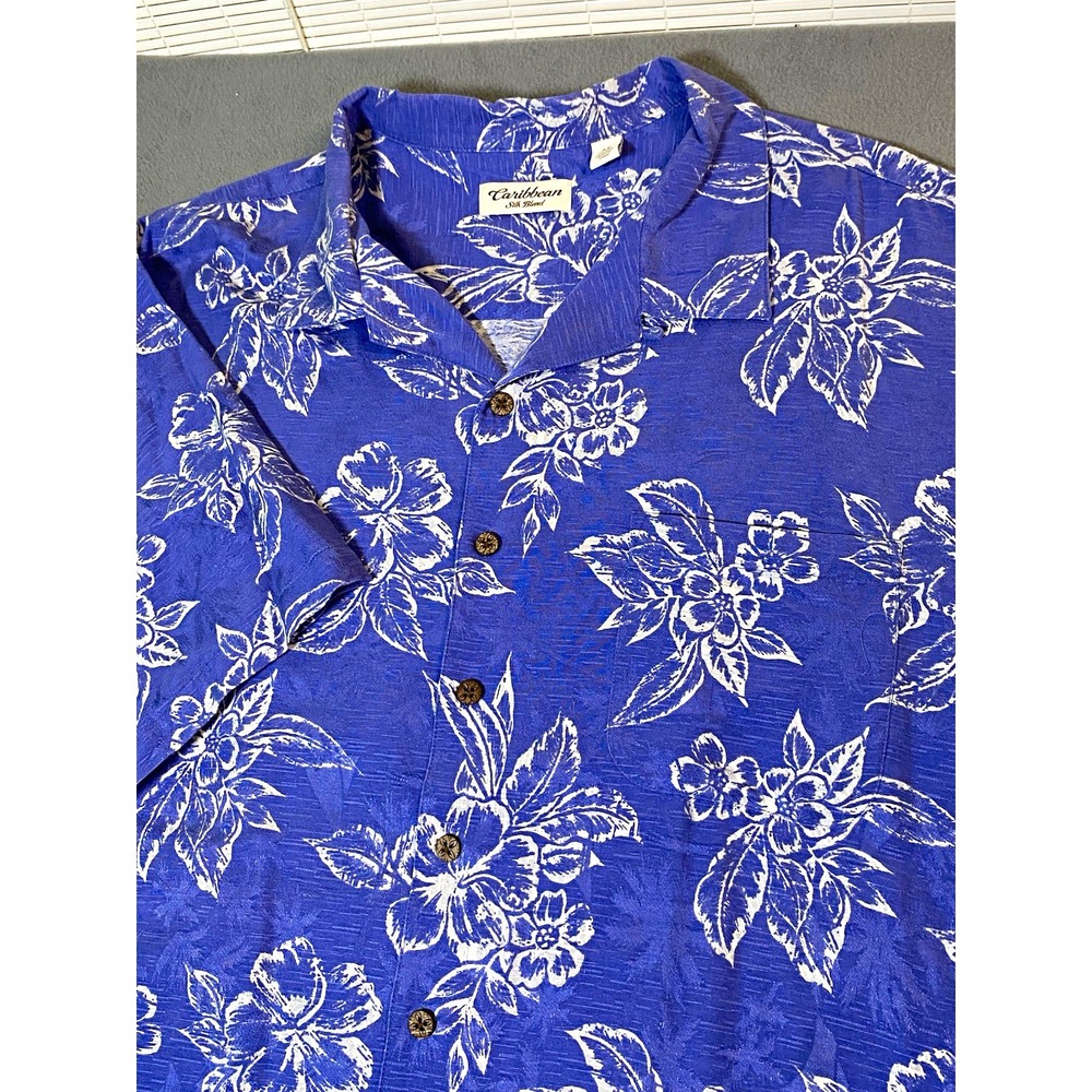 Silk Blend Hawaiian Shirt 4X Blue/White Floral Short Sleeve Button-Up Resortwear